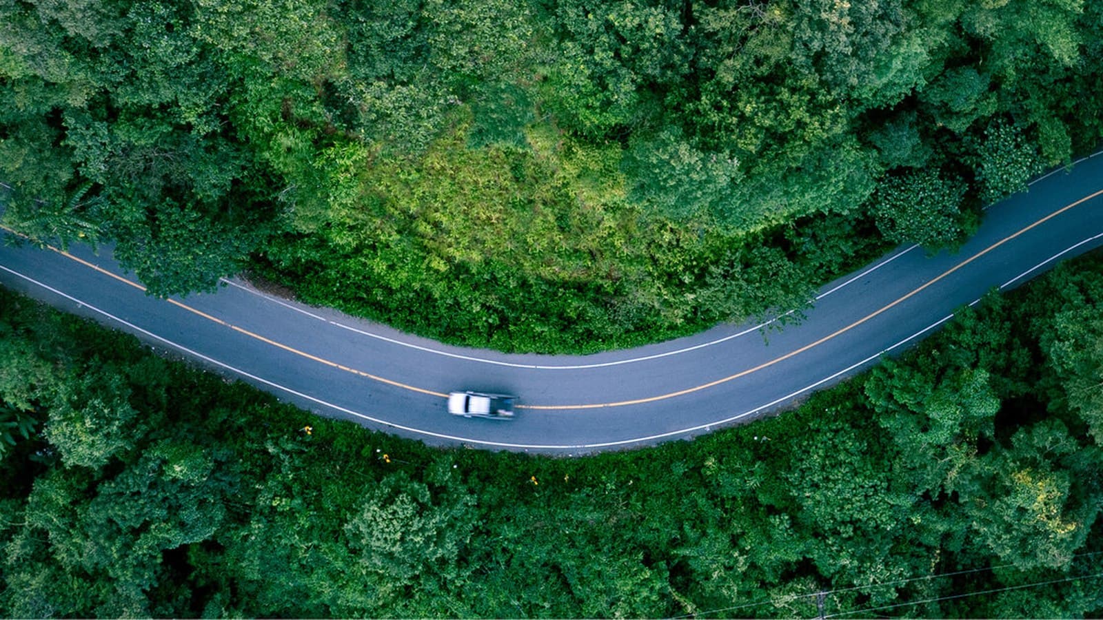 Olcsó átvizsgálás vagy valódi biztonság? Teljes EV-átvizsgálás szolgáltatástartalommal. — EVX elektromos autó átvizsgálás és állapotfelmérés.